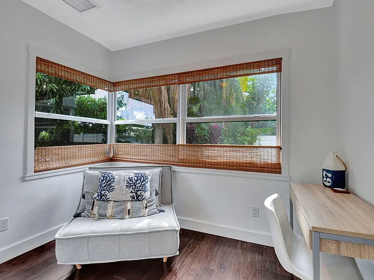 414 NE 7th Ave — Photo 5