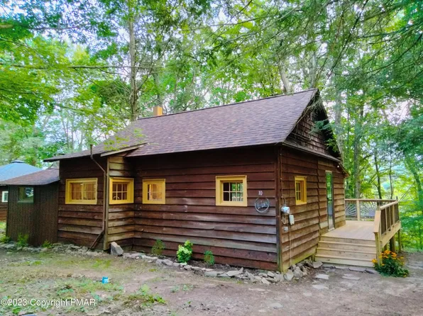 309 Goldfinch Pl, Mount Pocono, PA 18344