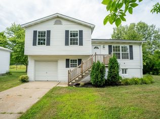 10304 N Park Dr, Lake City, PA 16423
