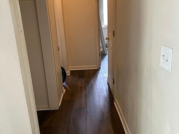 5th image of 3677 Runyon Ave
