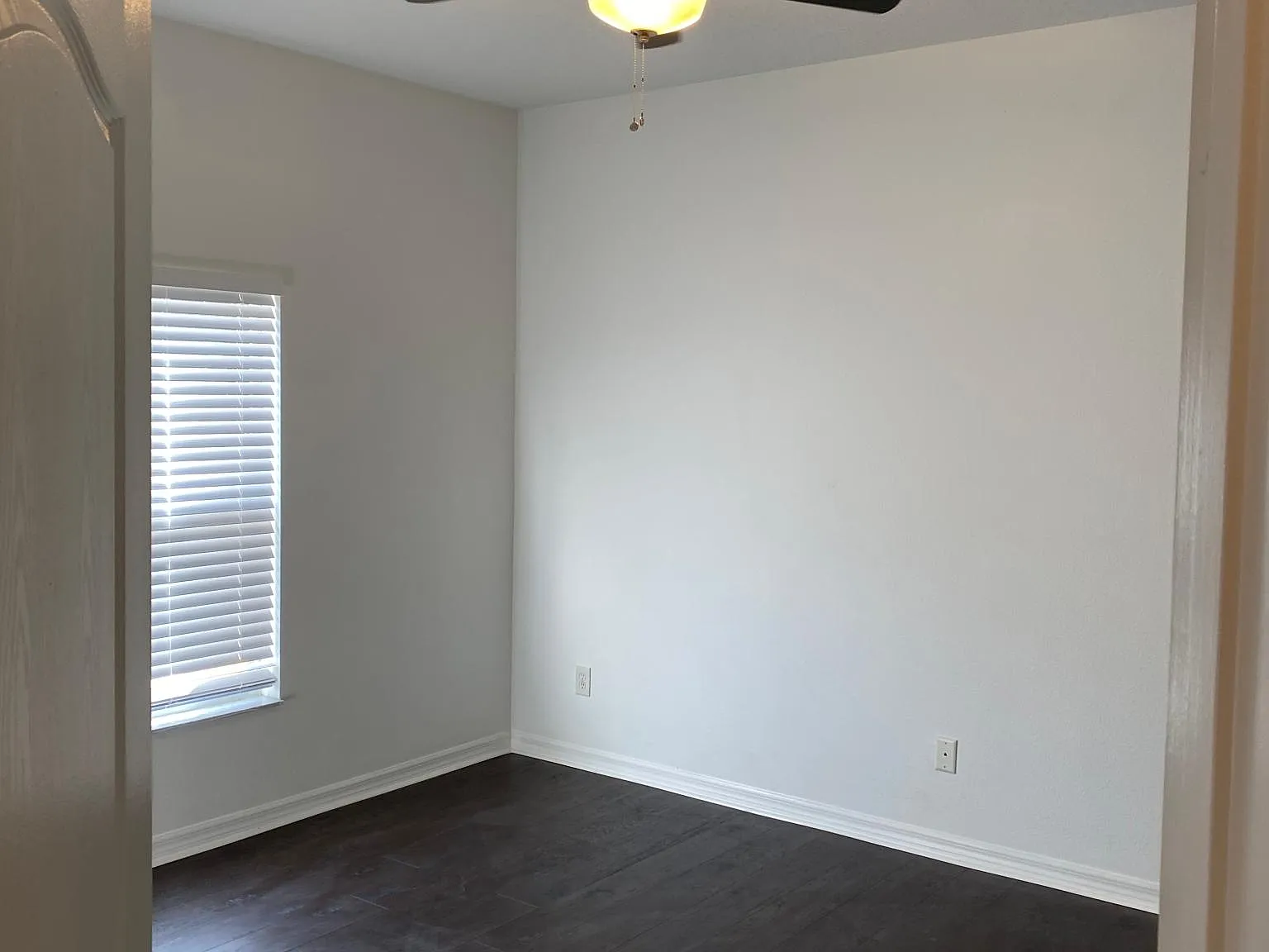 3 bed, 1818 sqft, $2,199 — Photo 3
