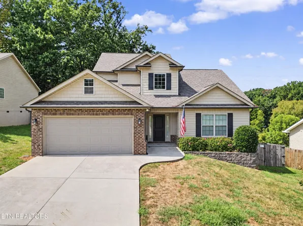 813 Mackenzie Dr, Maryville, TN 37804