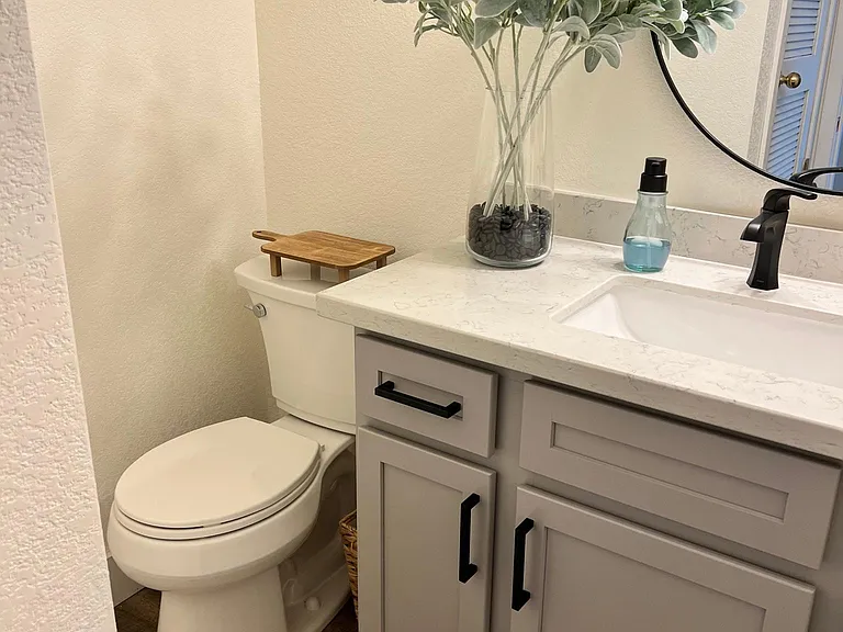 1800 Clubhouse Dr #60 — Photo 12