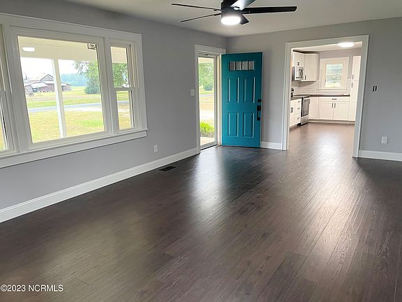 5th image of 1313 Acorn Hill Road