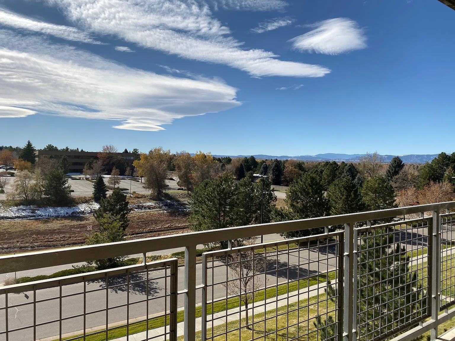 2 bed, 1020 sqft, $2,000 — Photo 3