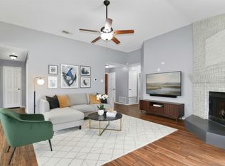 920 Micarta Dr, Mesquite, TX 75181