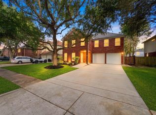 2023 Ruffian Ln, Stafford, TX 77477