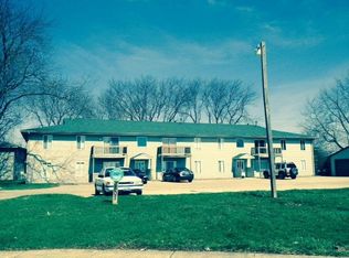 2501 Myers Ct, Champaign, IL 61822