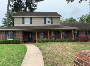 3307 Williamsburg Ln, Texarkana, TX 75503