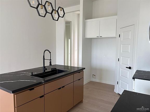 3rd image of 2202 N Opal St