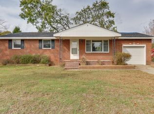 424 Shell Rd, Chesapeake, VA 23323