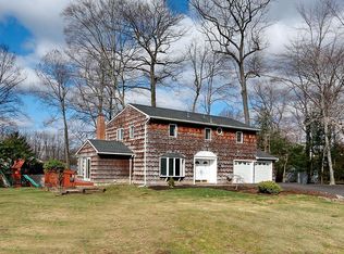 313 Hanna Rd, River Vale, NJ 07675