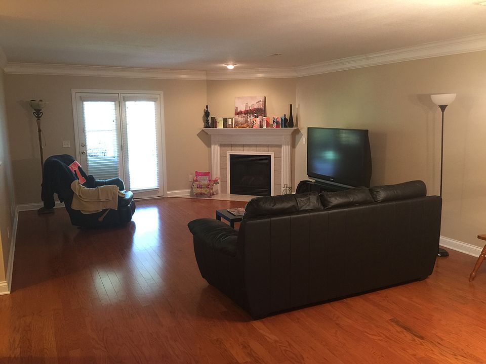 1st image of 130 Jordan Way St