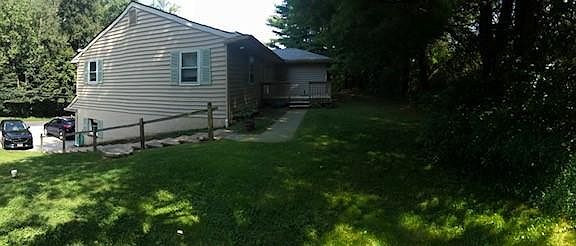 2nd image of 206 Line Rd APT 3