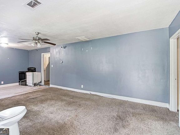 4th image of 2079 Woodberry Ave