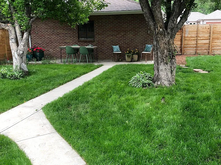 2044 S Adams St — Photo 2