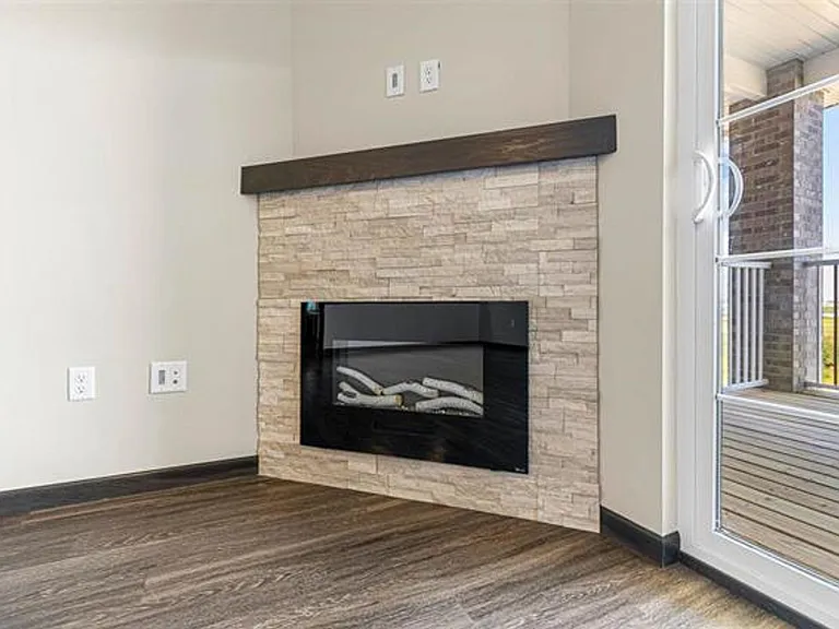 2875 Spring Rose Cir — Photo 23