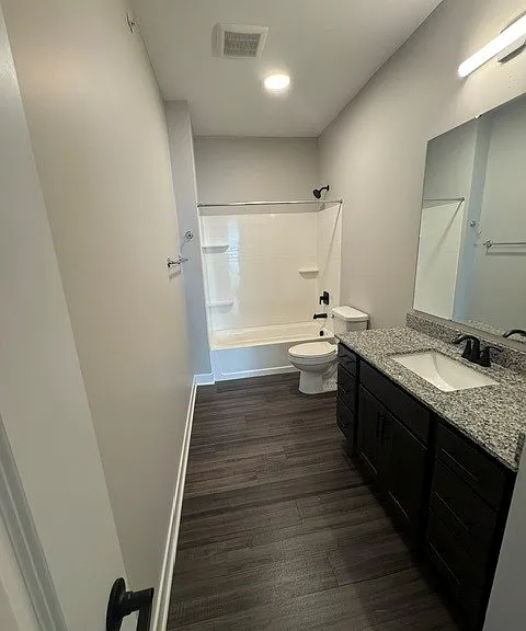 451 Lebanon — Photo 34