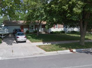 1174 Shadow Ln, Green Bay, WI 54304