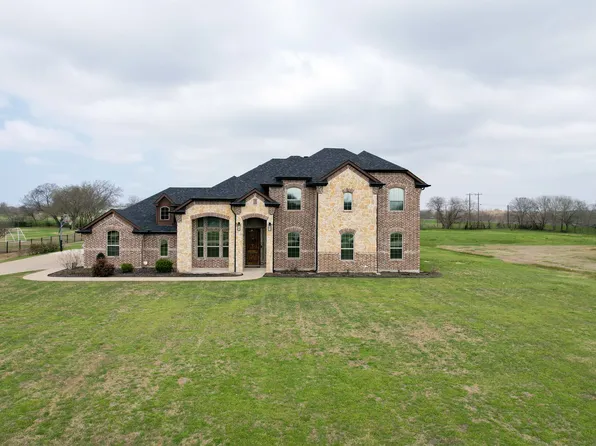 7622 Fall Creek Rd, Terrell, TX 75160