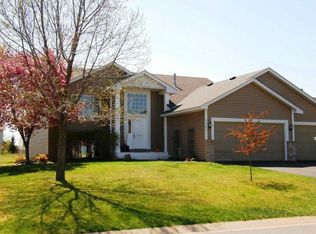 5301 89th Cres, Brooklyn Park, MN 55443