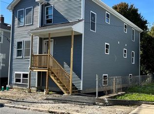 44 Hall St, Providence, RI 02904