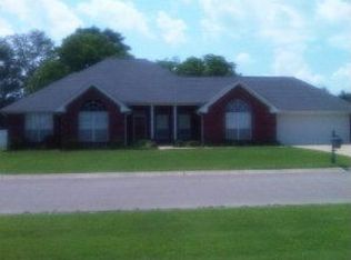 107 Stage Dr, Saltillo, MS 38866