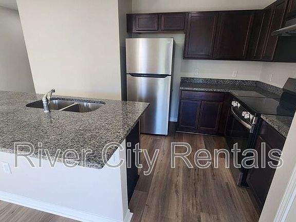 4th image of 6541 Sweetbay Ln Unit 101