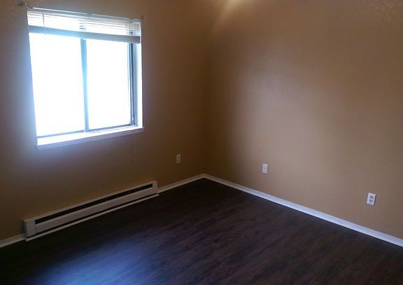 5th image of 2931 Myrtle Dr