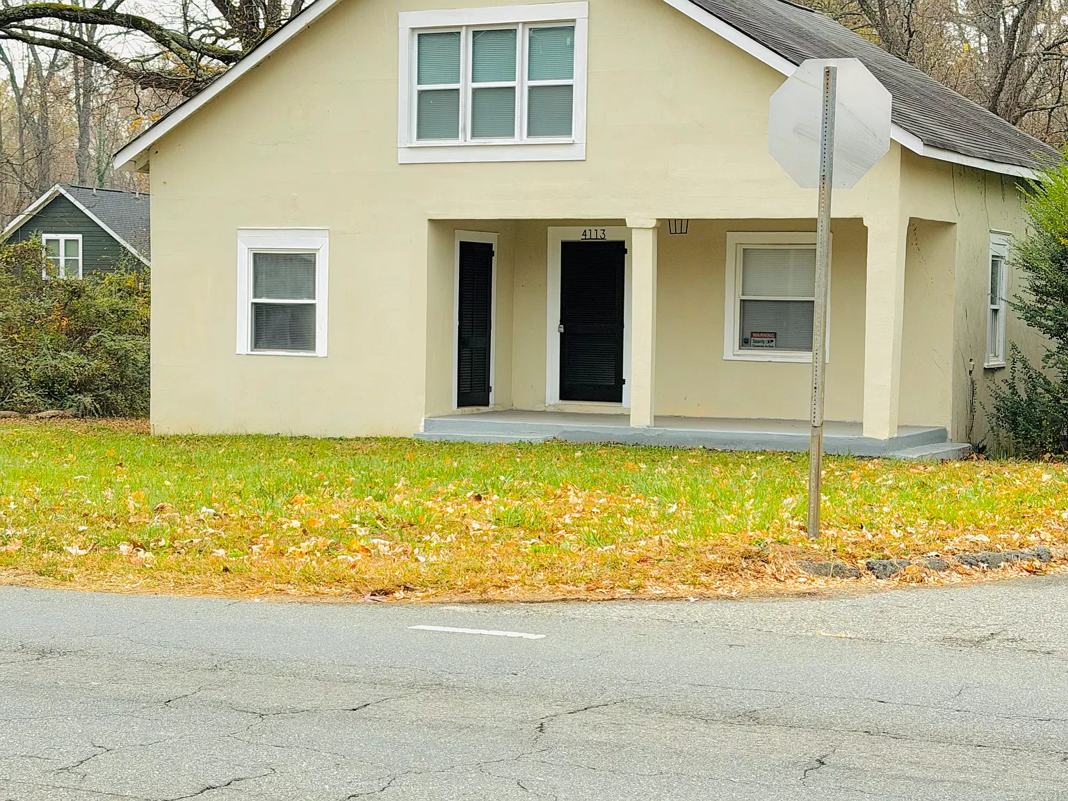 4 bed, 1828 sqft, $2,195 — Photo 2