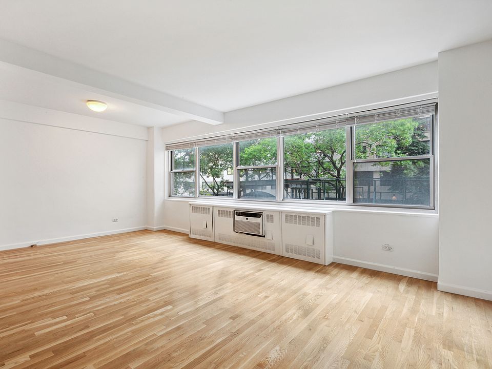 1st image of 333 E 46th St #12L