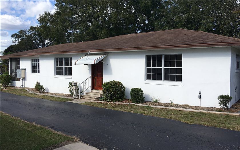 2nd image of 2424 S Lake Letta Dr