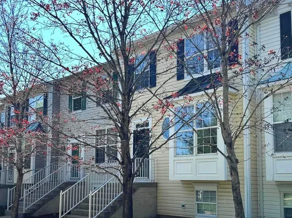 10314 Butternut Cir, Manassas, VA 20110