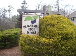 38 Honeysuckle Dr, Rock Spring, GA 30739