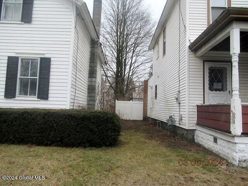 3rd image of 22 Mason Street