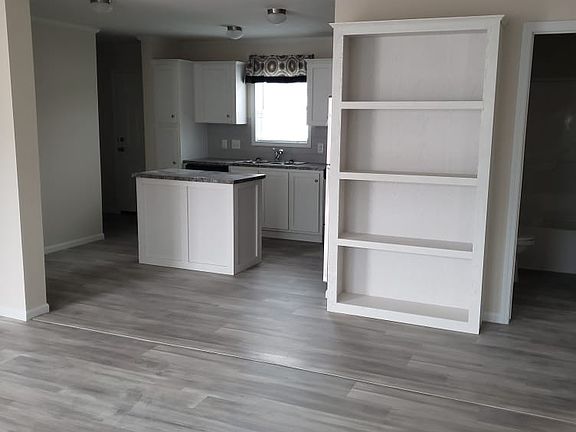 5th image of 38000 Le Chateau Blvd #536