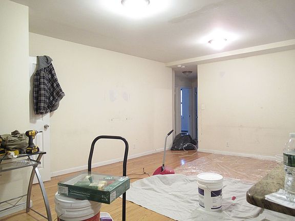 5th image of 582 Saint Nicholas Ave APT 205