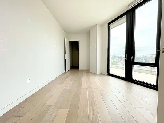 Rented by Cyberapts Management | media 10