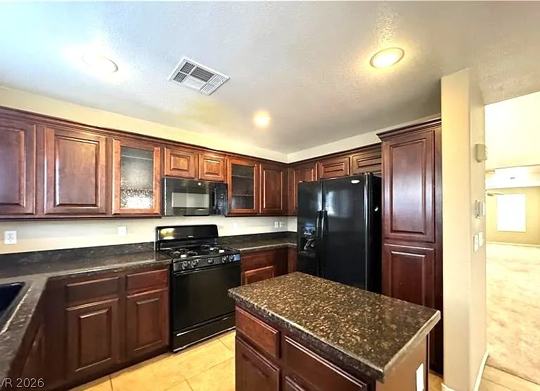 5671 Merced St — Photo 2