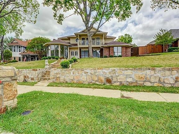 2nd image of 1318 Norfolk Ct
