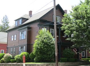 561 Hope St #1, Providence, RI 02906