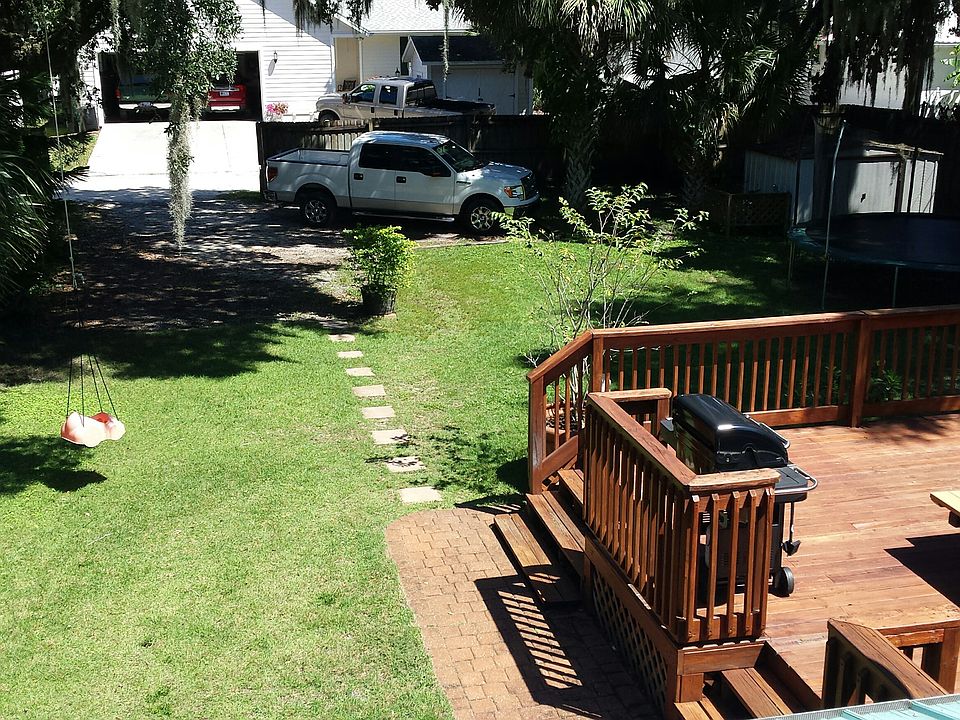 1st image of 711 Magnolia St