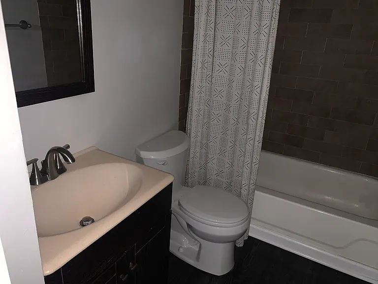2311 Oak Ct — Photo 7