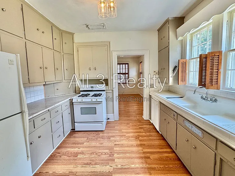 3417 Wellington Rd — Photo 15