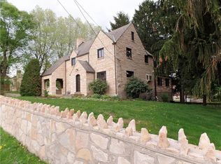 730 Irwin Dr, Pittsburgh, PA