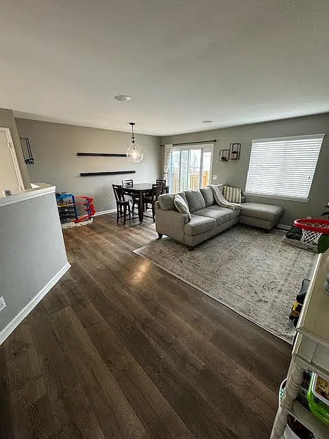 3 bed, 2.5 bath, 1556 sqft, $2,250 — Photo 3