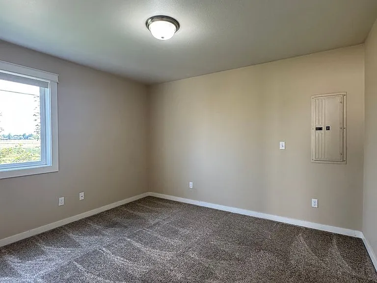 2237 Airport Rd — Photo 15