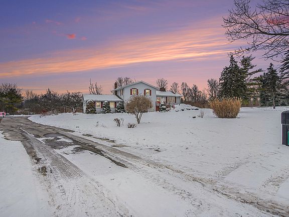 2nd image of 3565 Joanna Ct
