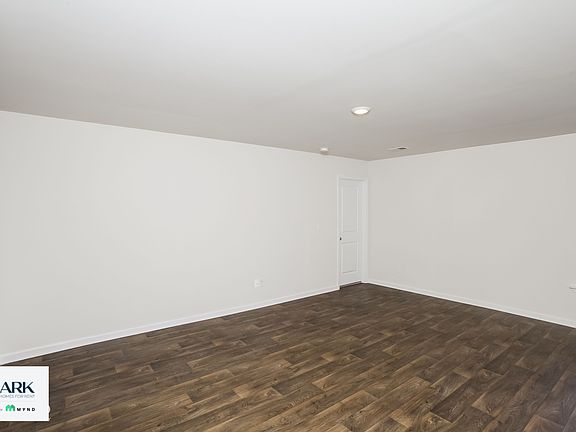 4th image of 1306 Gardner St