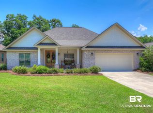 21438 Roundhouse Rd, Fairhope, AL 36532